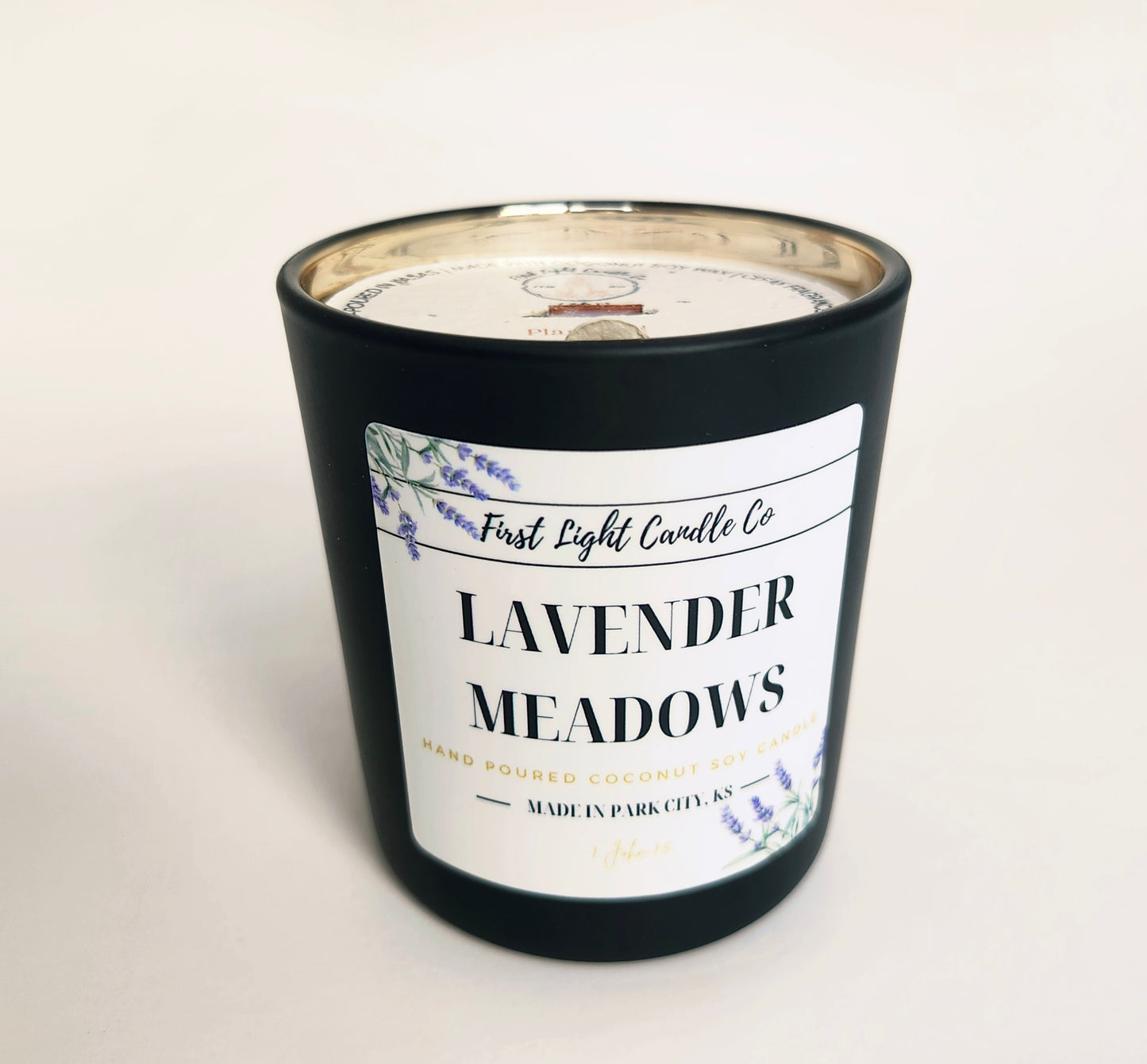 Lavender Meadows - 8 oz Coconut Soy Candle